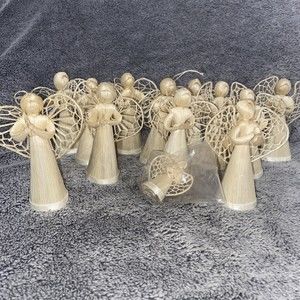 Vntg Natural Straw Grass Praying Winged Angels Christmas Lot Of 12 4” And One 2”